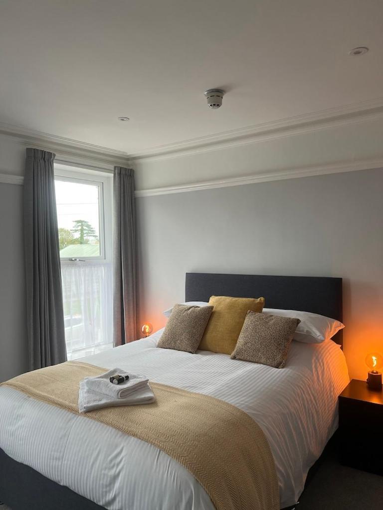 Brynhyfryd Guest House 카디건 외부 사진